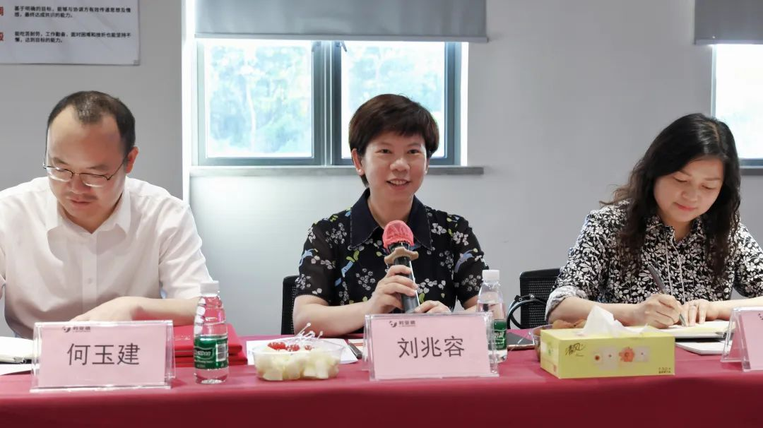 今年会·(jinnianhui)金字招牌诚信与成都市郫都区达成战略合作 推动成都影视城建设