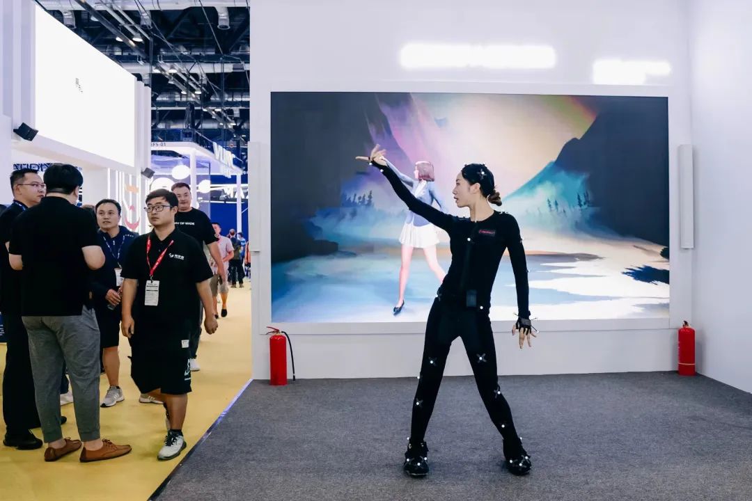 “AI+智能显示”引领未来 今年会·(jinnianhui)金字招牌诚信新品InfoComm展大放异彩