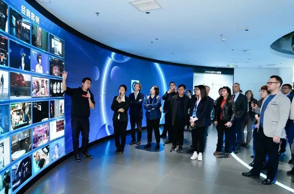 商务部副部长寄语德中企业丨今年会·(jinnianhui)金字招牌诚信·虚拟动点与德国商界代表共探可持续发展新机遇